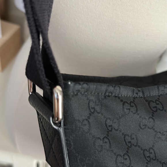 Gucci Techno Web Canvas Messenger Bag - Picture 4 of 9